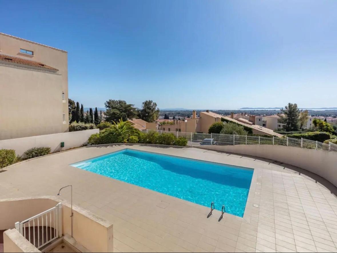 Le Soleil Bleu Hyerois Apartment Hyères Exterior foto